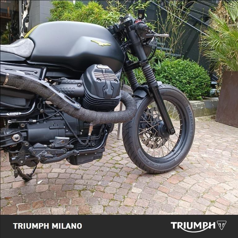MOTO GUZZI V7 850 Stone Abs