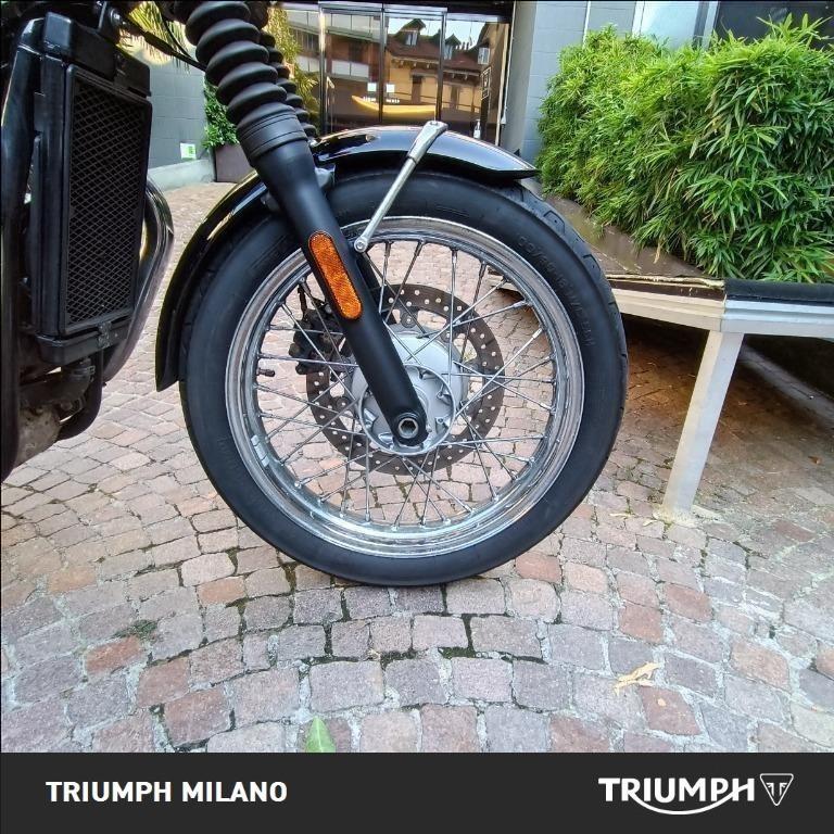 TRIUMPH Bonneville 900 T100 