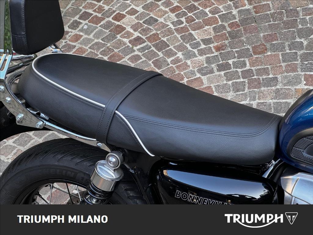 TRIUMPH Bonneville 900 T100 Chrome Edition