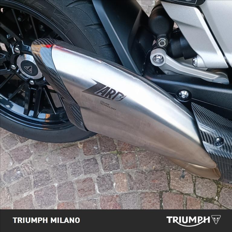 TRIUMPH Rocket III 2500 R Chrome Edition