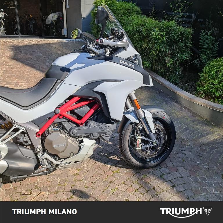 DUCATI Multistrada 1200 S White
