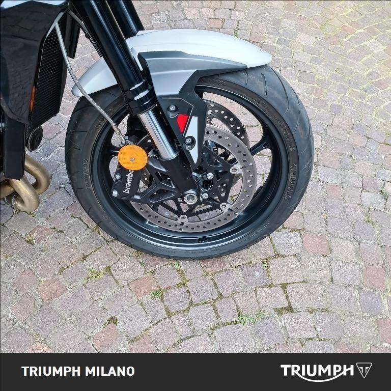 TRIUMPH Street Triple 765 R