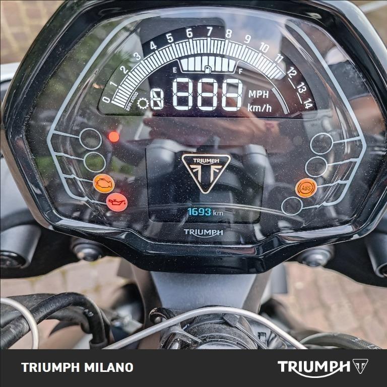 TRIUMPH Street Triple 765 R