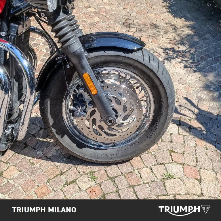 TRIUMPH Bonneville 1200 Speedmaster Chrome Edition E5