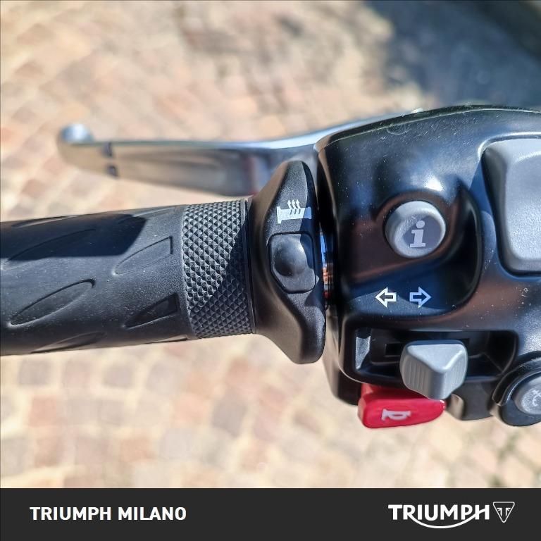 TRIUMPH Bonneville 1200 Speedmaster Chrome Edition E5