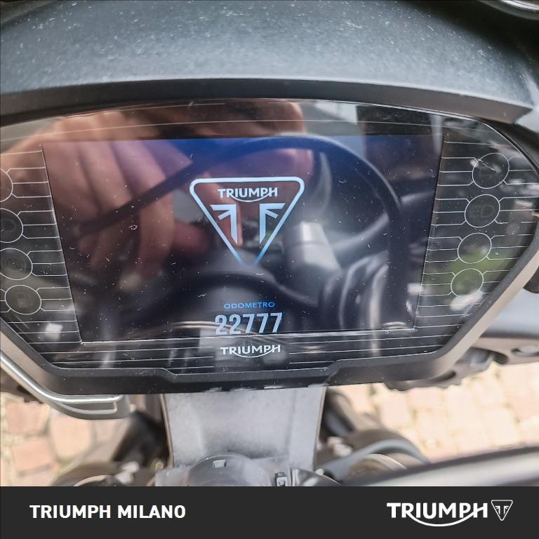 TRIUMPH Street Triple 765 R