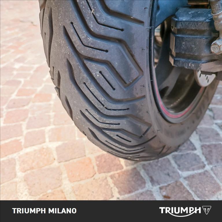 SUZUKI Burgman 400 AN