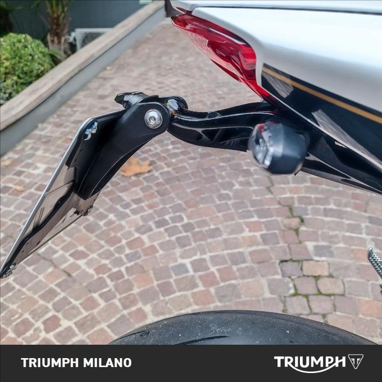 TRIUMPH Speed Triple 1200 RR Abs