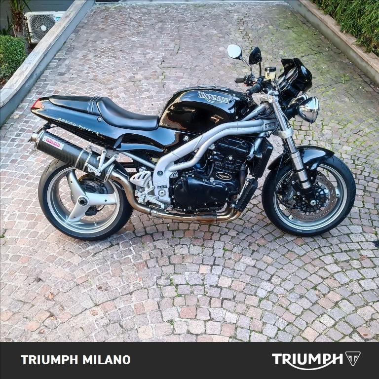 TRIUMPH Speed Triple 955 