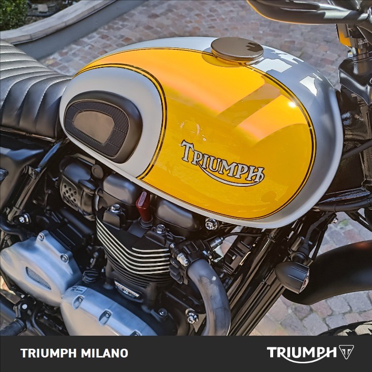 TRIUMPH Bonneville 900 T100 