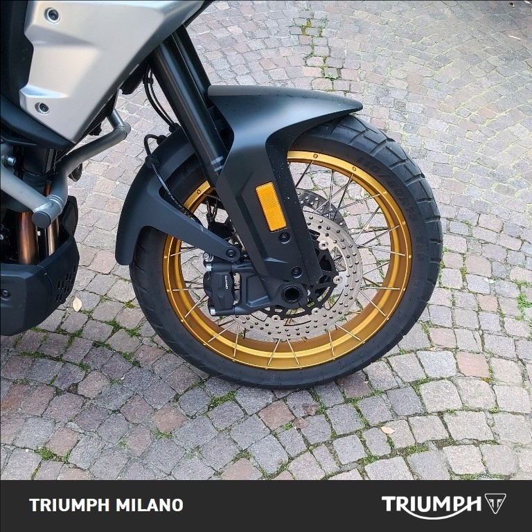 CFMOTO 700 MT ADV Abs E5+