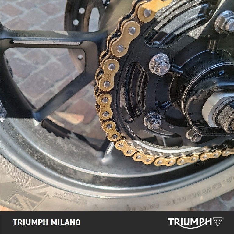 TRIUMPH Street Twin 900 