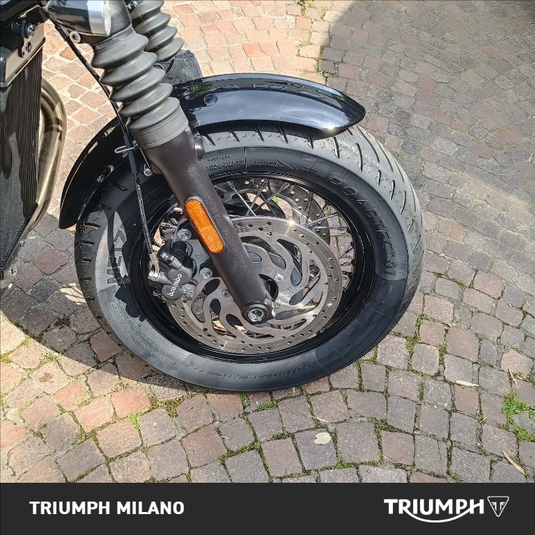 TRIUMPH Bonneville 1200 Bobber E5