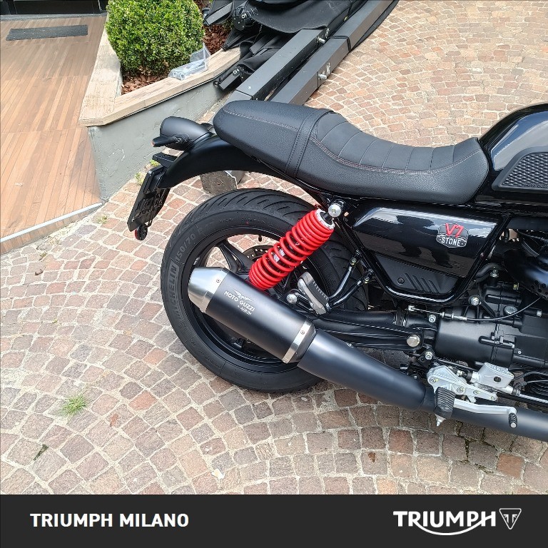 MOTO GUZZI V7 850 Stone Special Edition Abs