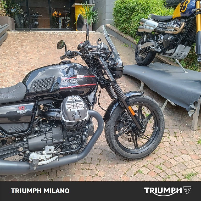 MOTO GUZZI V7 850 Stone Special Edition Abs