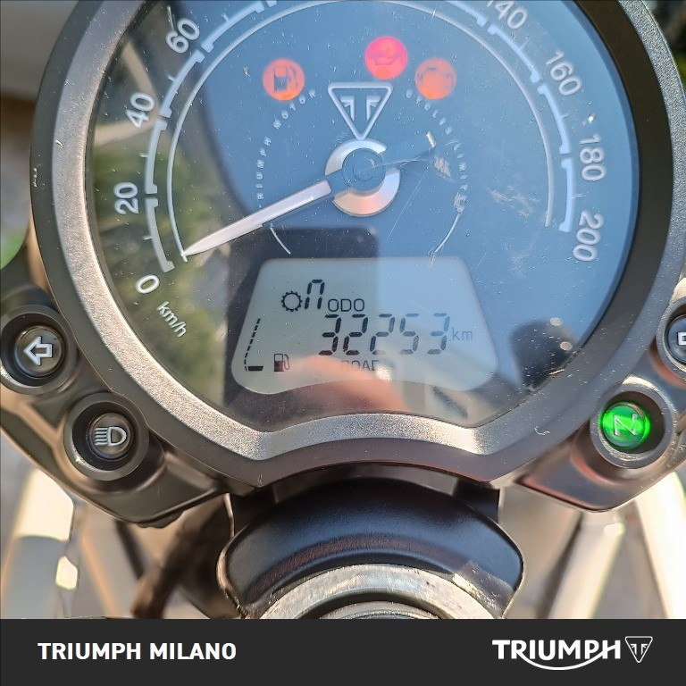 TRIUMPH Street Scrambler 900 