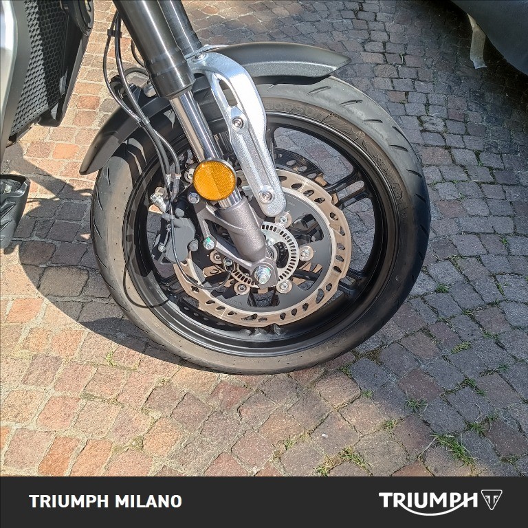 VOGE Trofeo 300 AC Abs E4