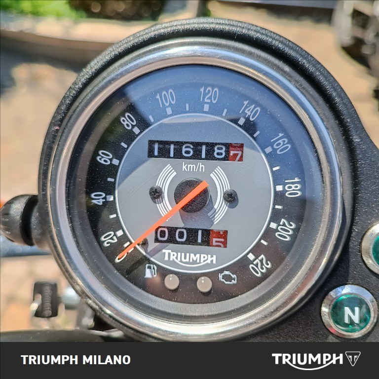 TRIUMPH Bonneville 865 