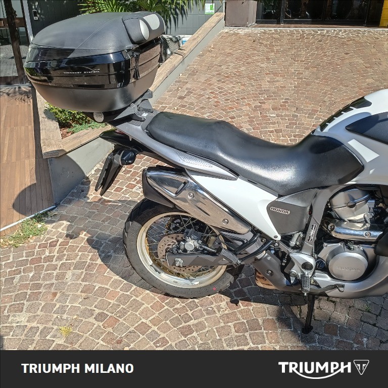 HONDA Transalp 700 