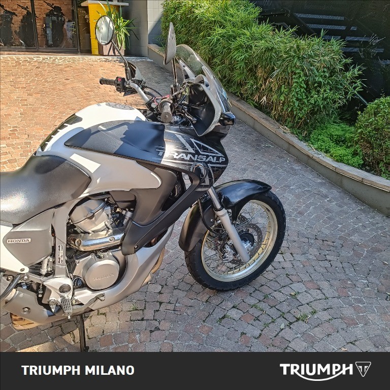 HONDA Transalp 700 