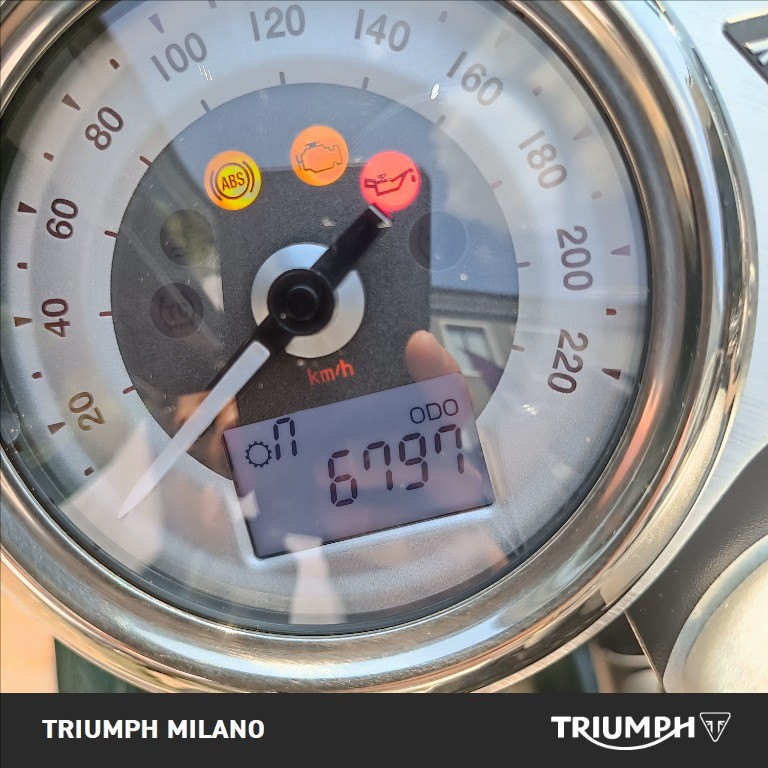 TRIUMPH Thruxton 1200 RS