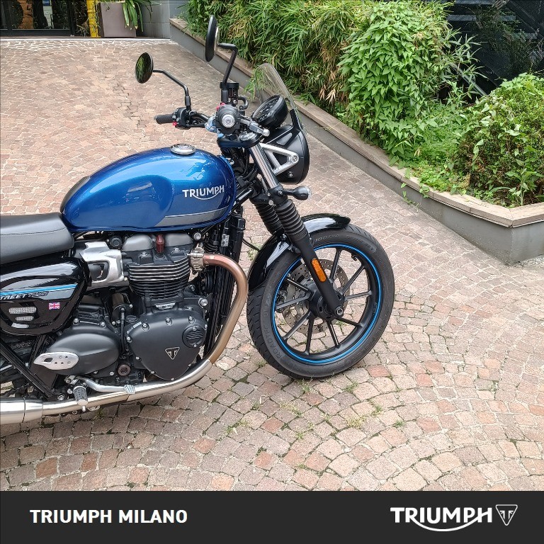 TRIUMPH Street Twin 900 