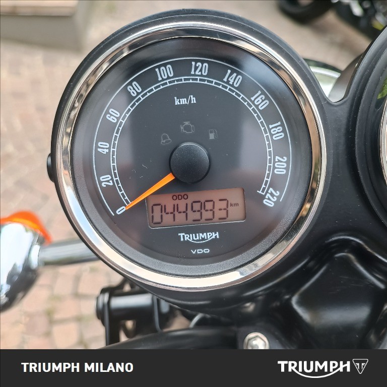 TRIUMPH Bonneville 865 T100 Black